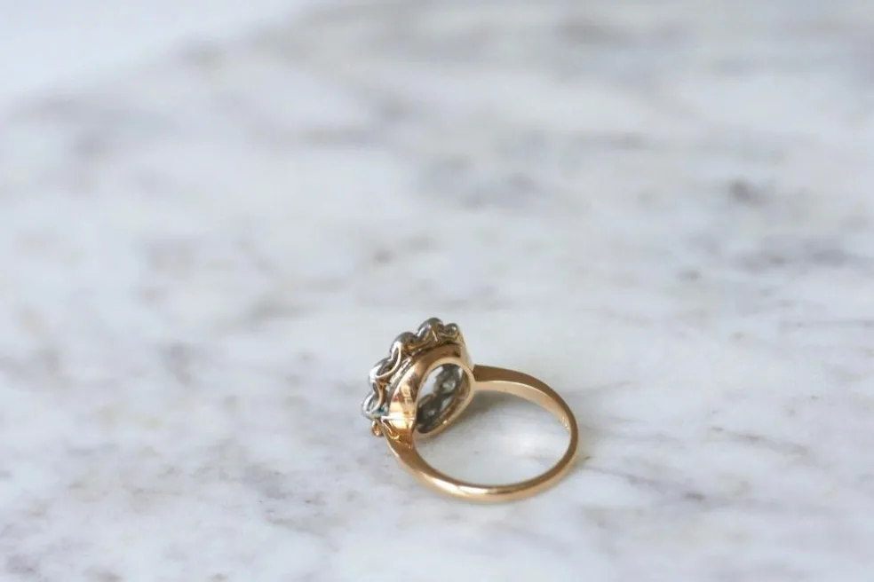 Bague marguerite ancienne diamants