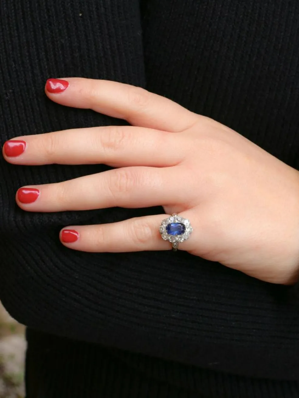 Bague marguerite ancienne or rose saphir coussin diamants