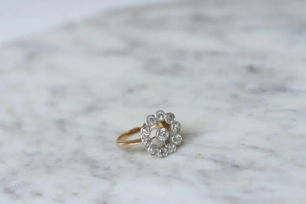 Bague marguerite ancienne diamants