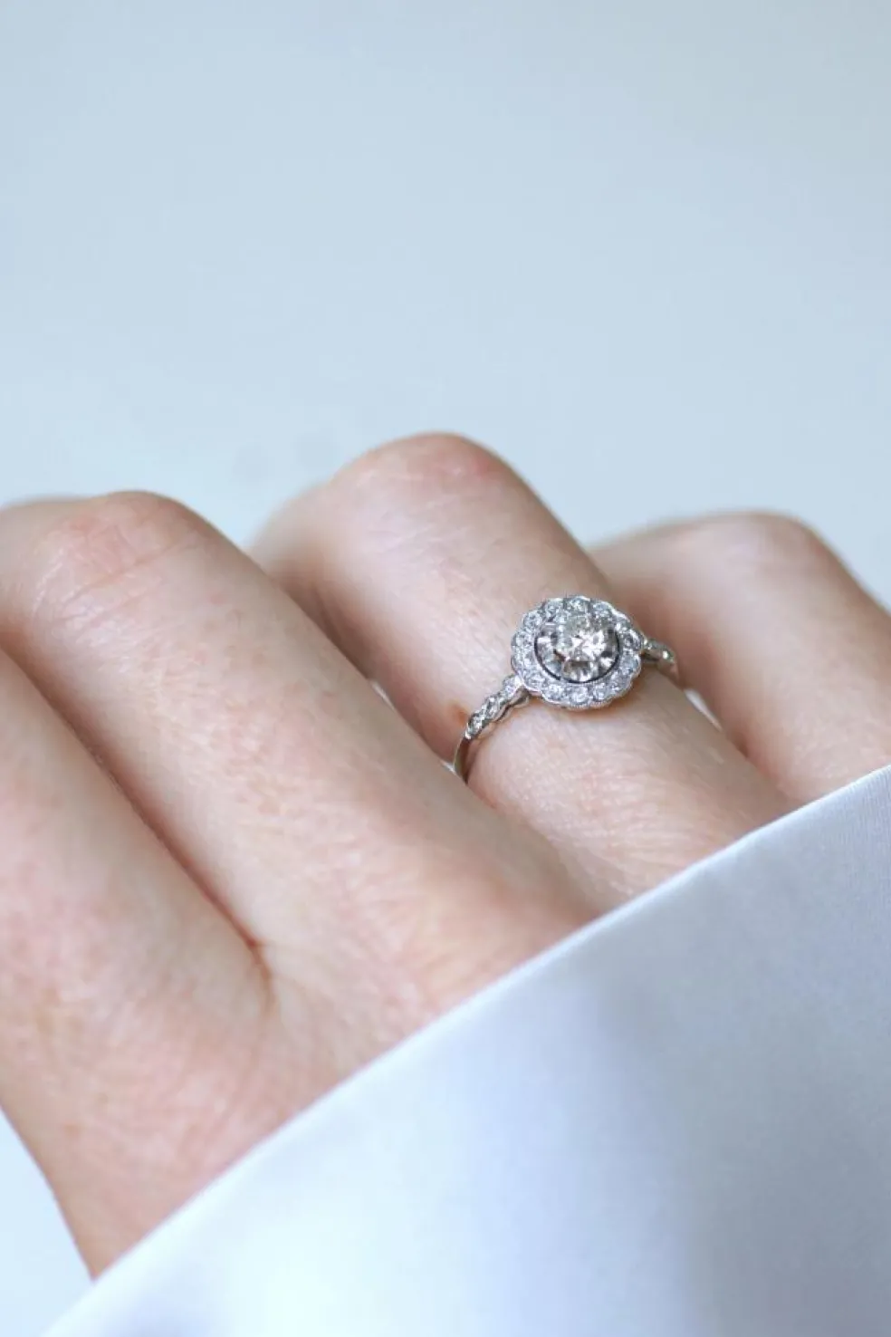 Bague Marguerite Art Deco Diamants sur Platine