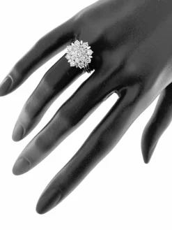 Bague marguerite certifiée HRD en or blanc avec diamants