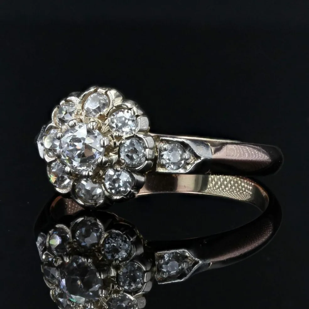 Bague marguerite de diamants taille ancienne