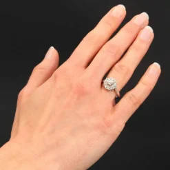 Bague marguerite diamants or blanc