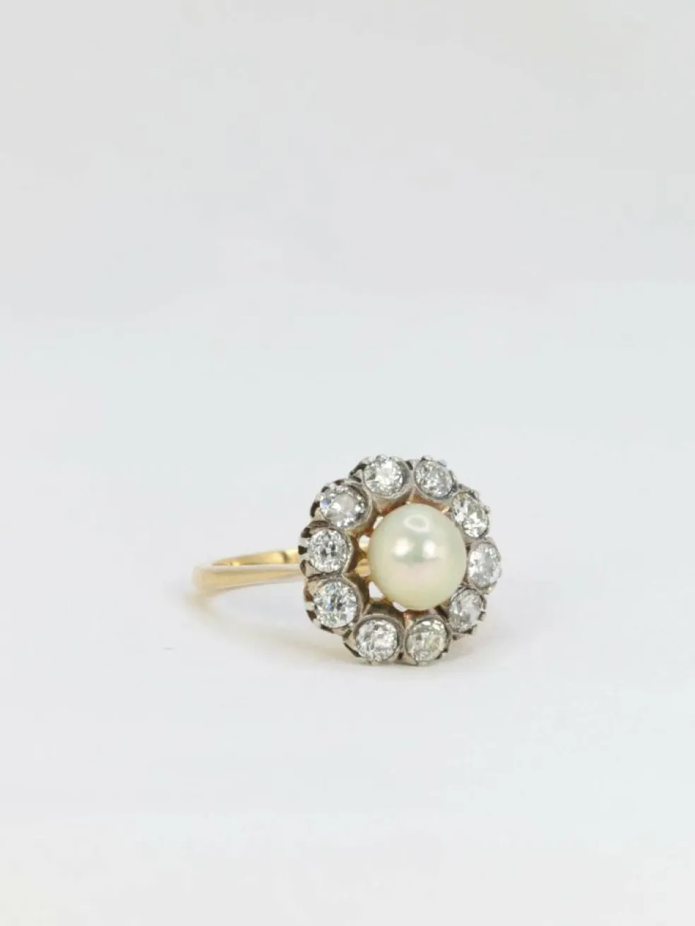 Bague marguerite diamants, perle fine