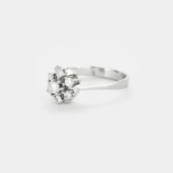 Bague marguerite diamants or blanc
