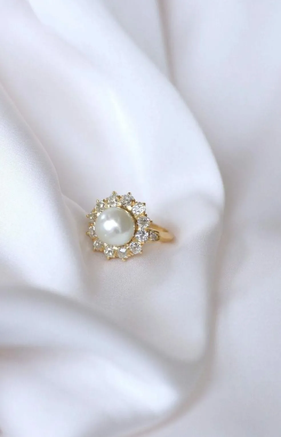 Bague Marguerite diamants et perle fine