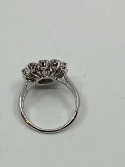 Bague marguerite, diamants