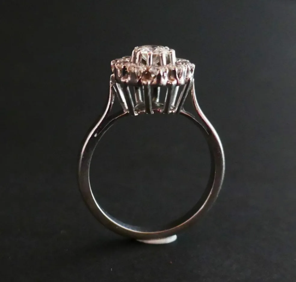 Bague Marguerite Diamants et Or Blanc