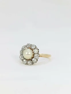 Bague marguerite diamants, perle fine