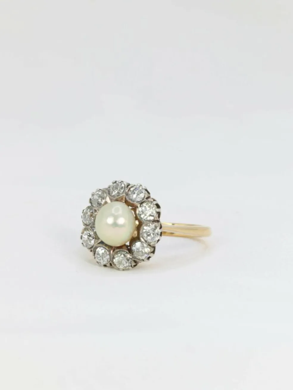 Bague marguerite diamants, perle fine