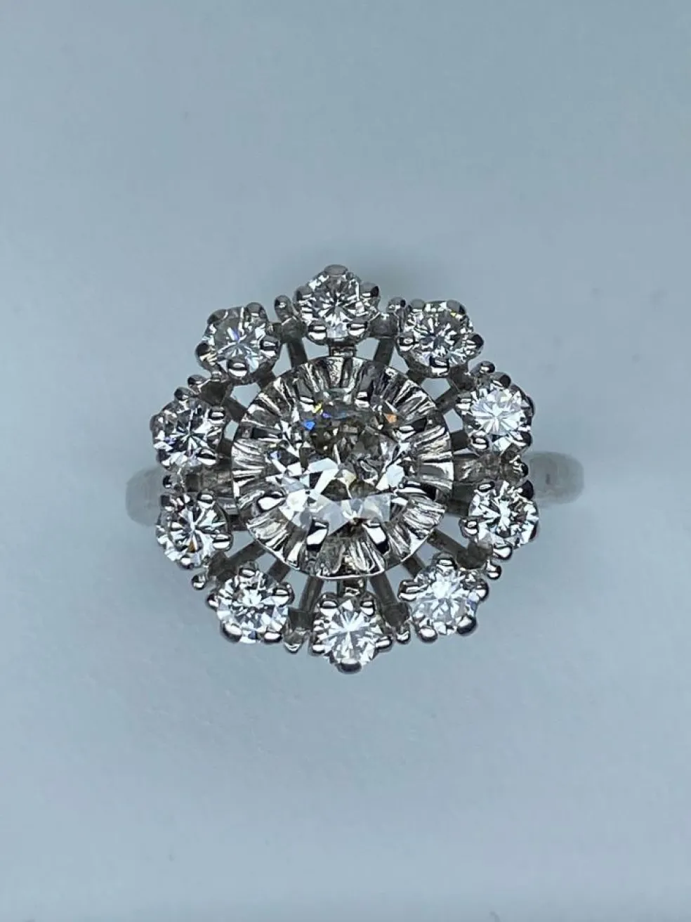 Bague marguerite, diamants