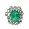 Bague marguerite en or 18 carats, émeraude 3,49 ct et diamants