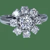 Bague marguerite en or blanc sertie de 9 diamants