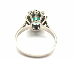 Bague marguerite en or blanc 750, émeraude et diamants