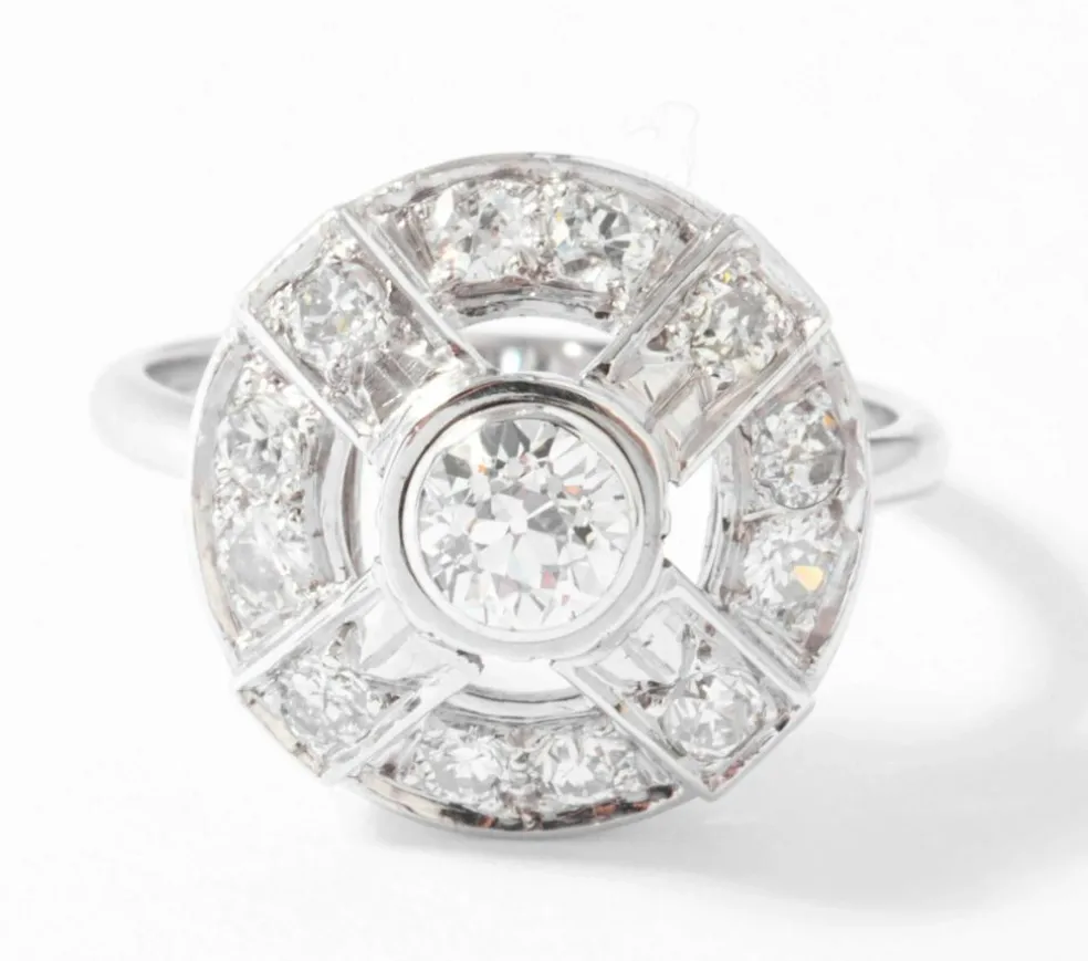 Bague marguerite en platine or gris et diamants