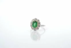 Bague marguerite émeraude diamants en or jaune