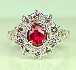 Bague marguerite or blanc rubis et diamants