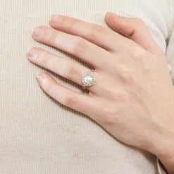 Bague Marguerite or blanc, perle et diamants