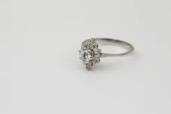 Bague Marguerite Or blanc Diamants