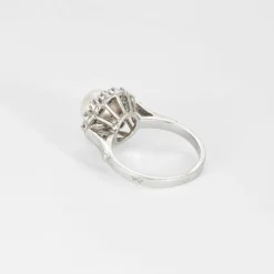 Bague Marguerite or blanc, perle et diamants