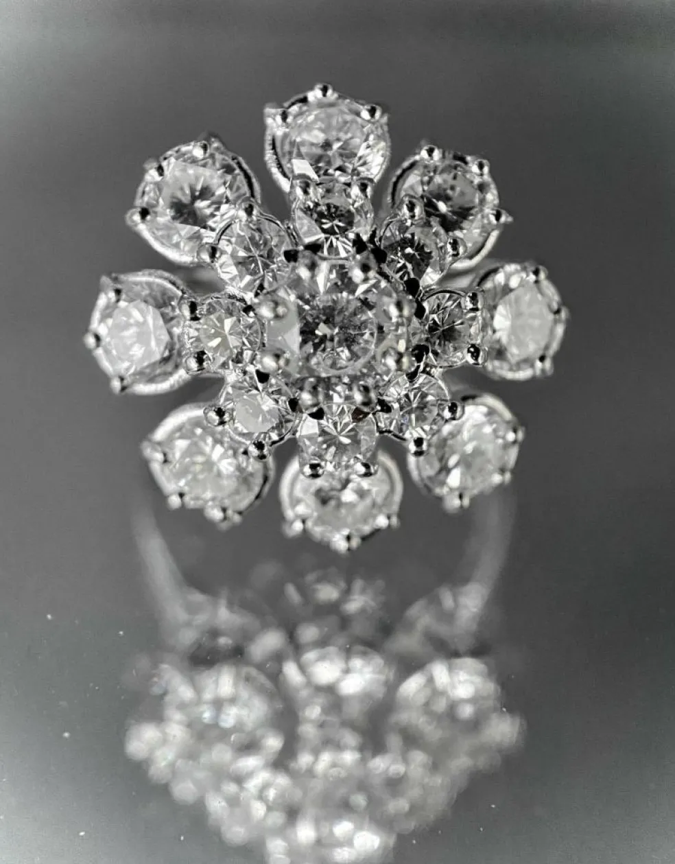Bague marguerite or blanc diamants