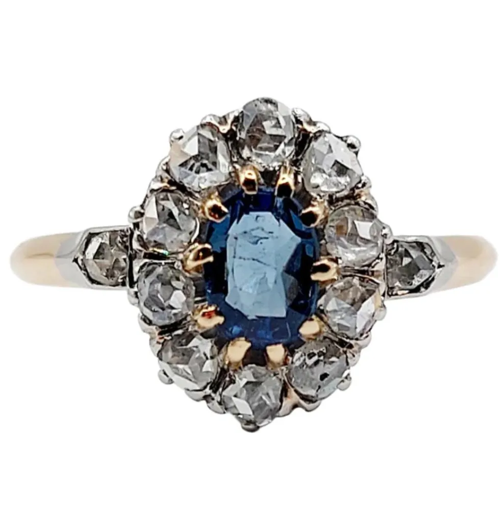 Bague marguerite or jaune, saphir synthétique et diamants (circa 1900)