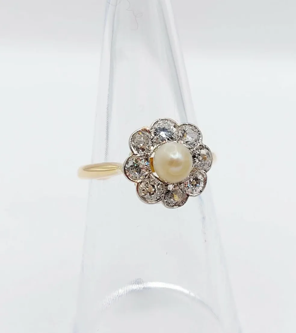 Bague marguerite or jaune et platine, perle et diamants (circa 1900)