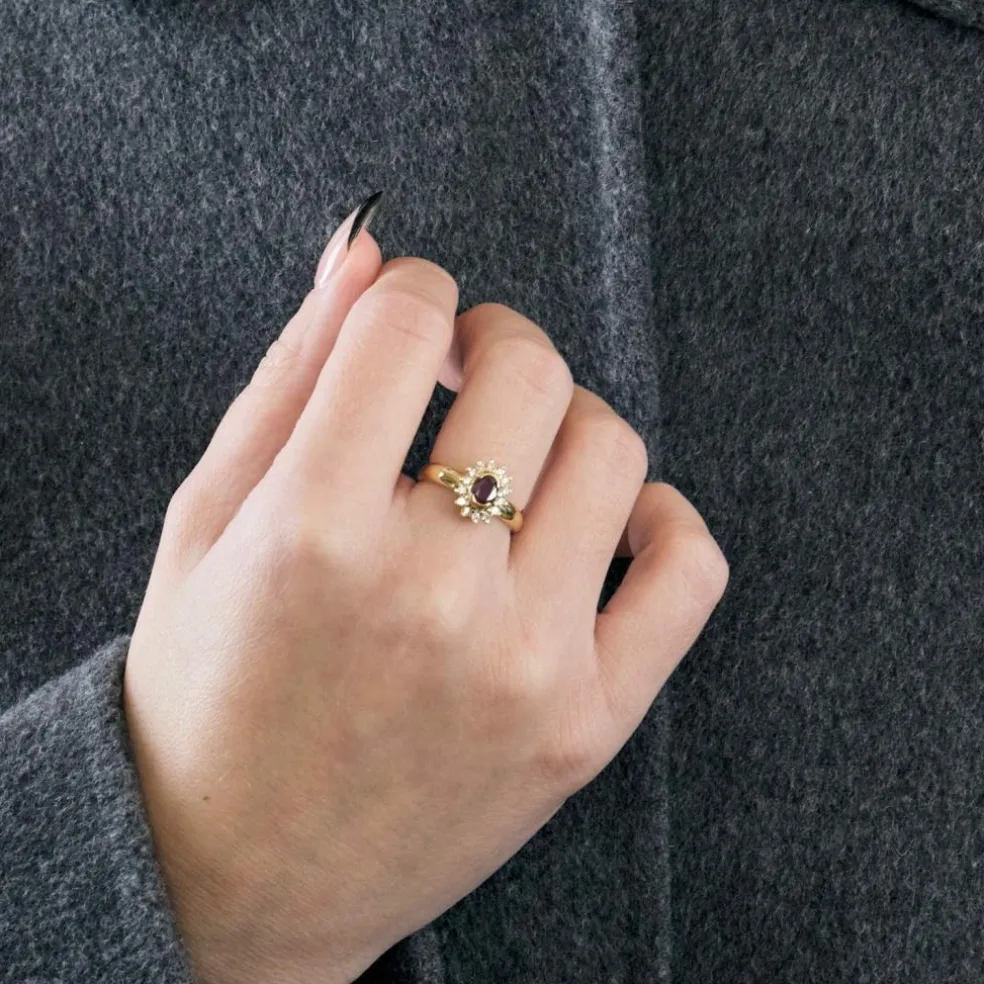 Bague Marguerite Or jaune, Rubis et Diamants