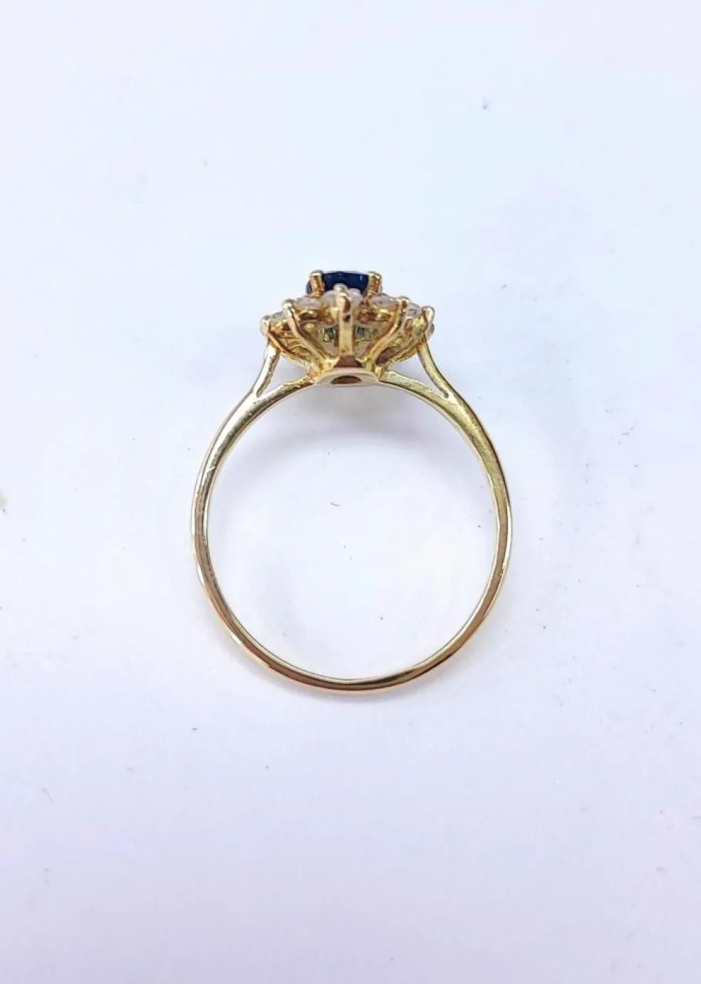 Bague marguerite or jaune saphir et diamant