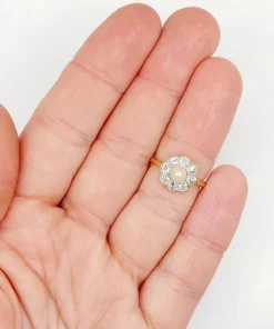 Bague marguerite or jaune et platine, perle et diamants (circa 1900)