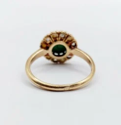 Bague marguerite or jaune, cabochon de turquoise, diamants et perles (circa 1900)
