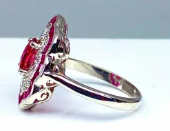 Bague marguerite Or Rubis Diamants