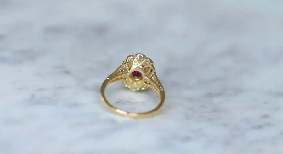 Bague Marguerite Ovale Rubis et Diamants