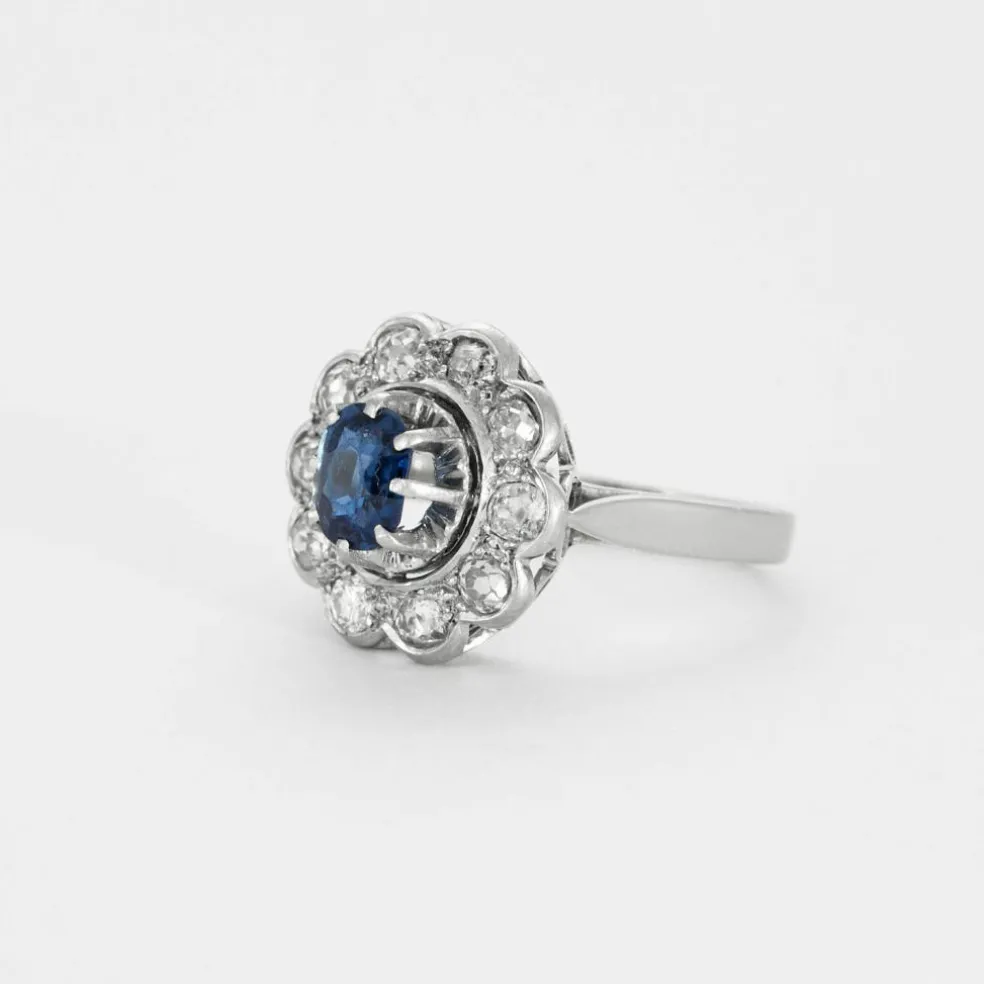 Bague marguerite platine et or gris avec saphir