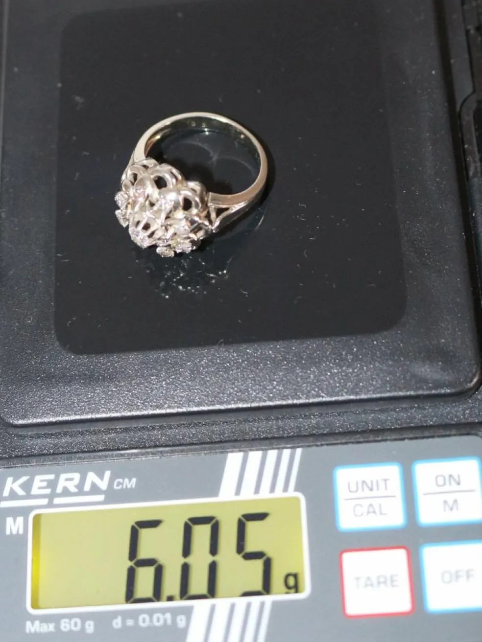 Bague marguerite platine et diamants