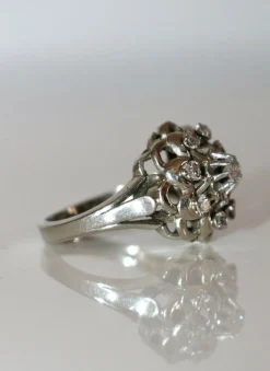 Bague marguerite platine et diamants
