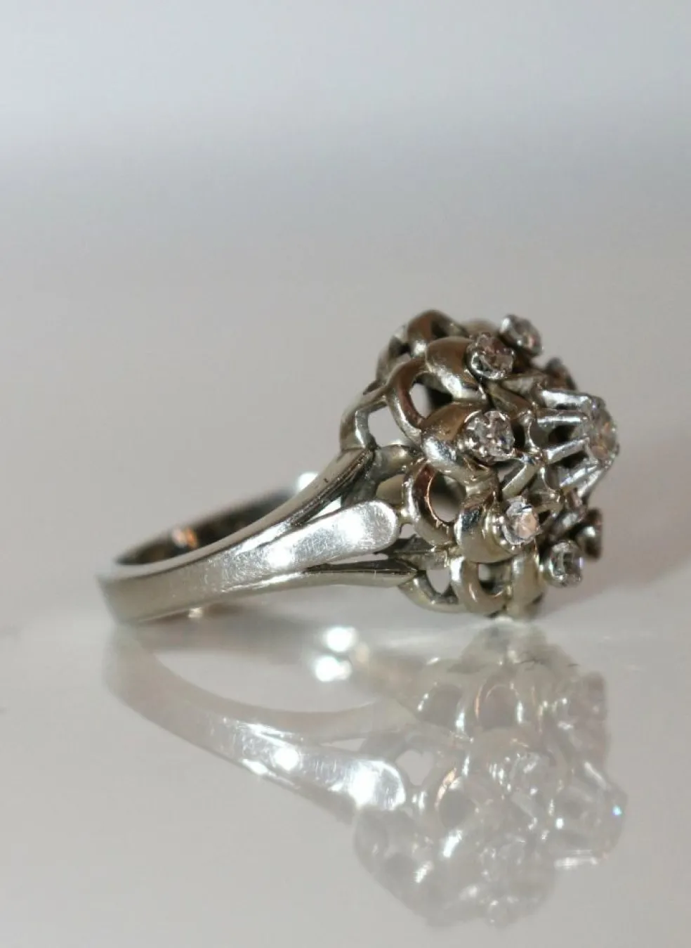 Bague marguerite platine et diamants