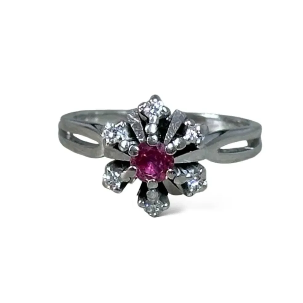 Bague marguerite rubis diamants