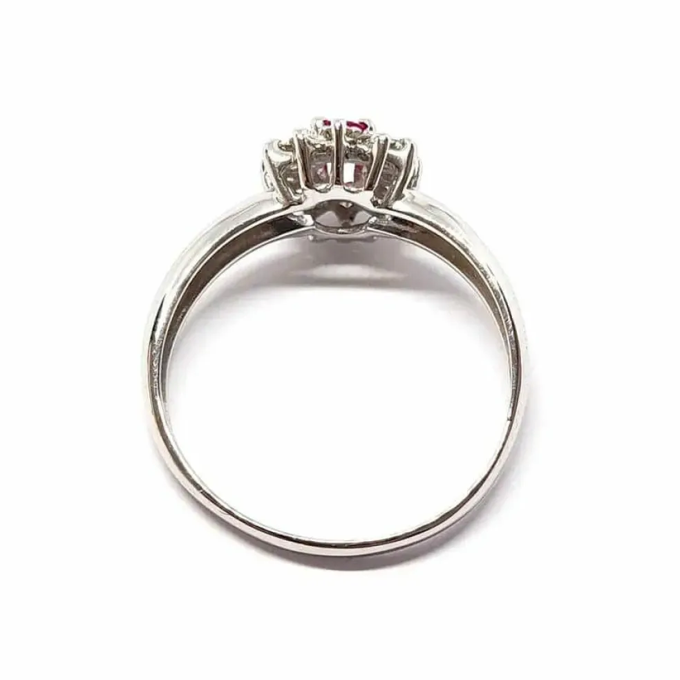 Bague marguerite rubis diamants or blanc
