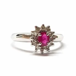 Bague marguerite rubis diamants or blanc
