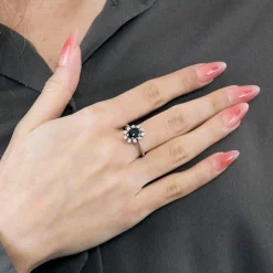 Bague marguerite saphir et diamants