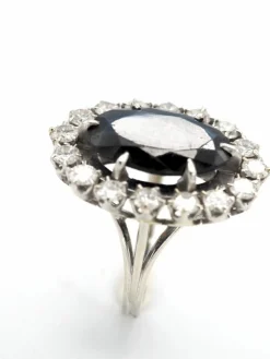 Bague Marguerite saphirs et diamants or blanc