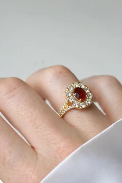 Bague Marguerite spinelle entourage diamants