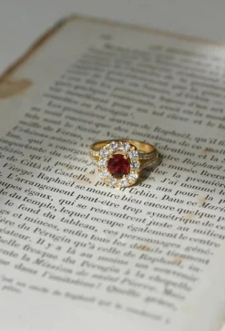 Bague Marguerite spinelle entourage diamants