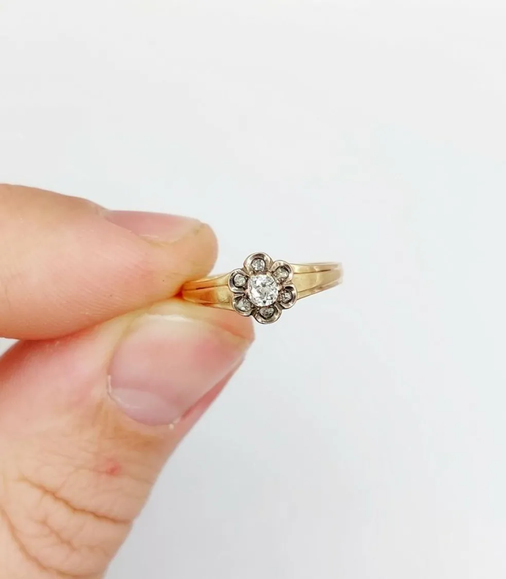 Bague marguerite victorienne or rose, diamant taille ancienne (circa 1900)