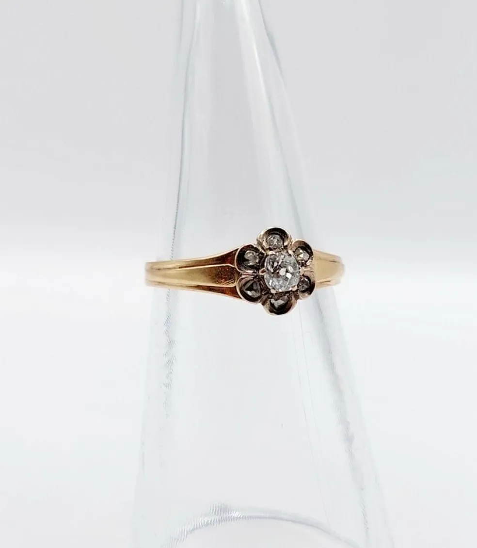 Bague marguerite victorienne or rose, diamant taille ancienne (circa 1900)