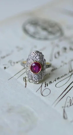 Bague Marquise Art Déco Rubis Birman et Diamants
