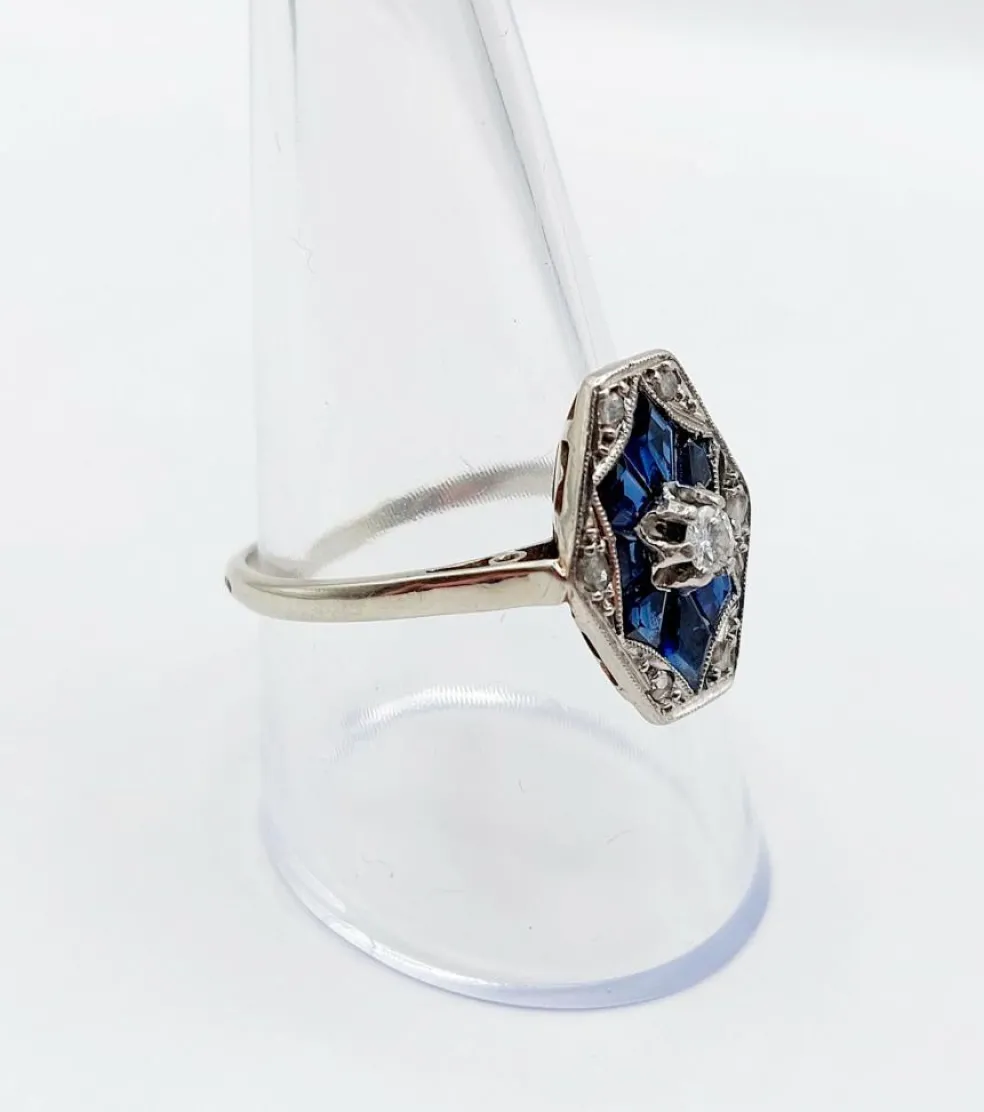 Bague marquise art deco or blanc 18k diamant et sapphires calibrés (circa 1930)