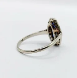 Bague marquise art deco or blanc 18k diamant et sapphires calibrés (circa 1930)