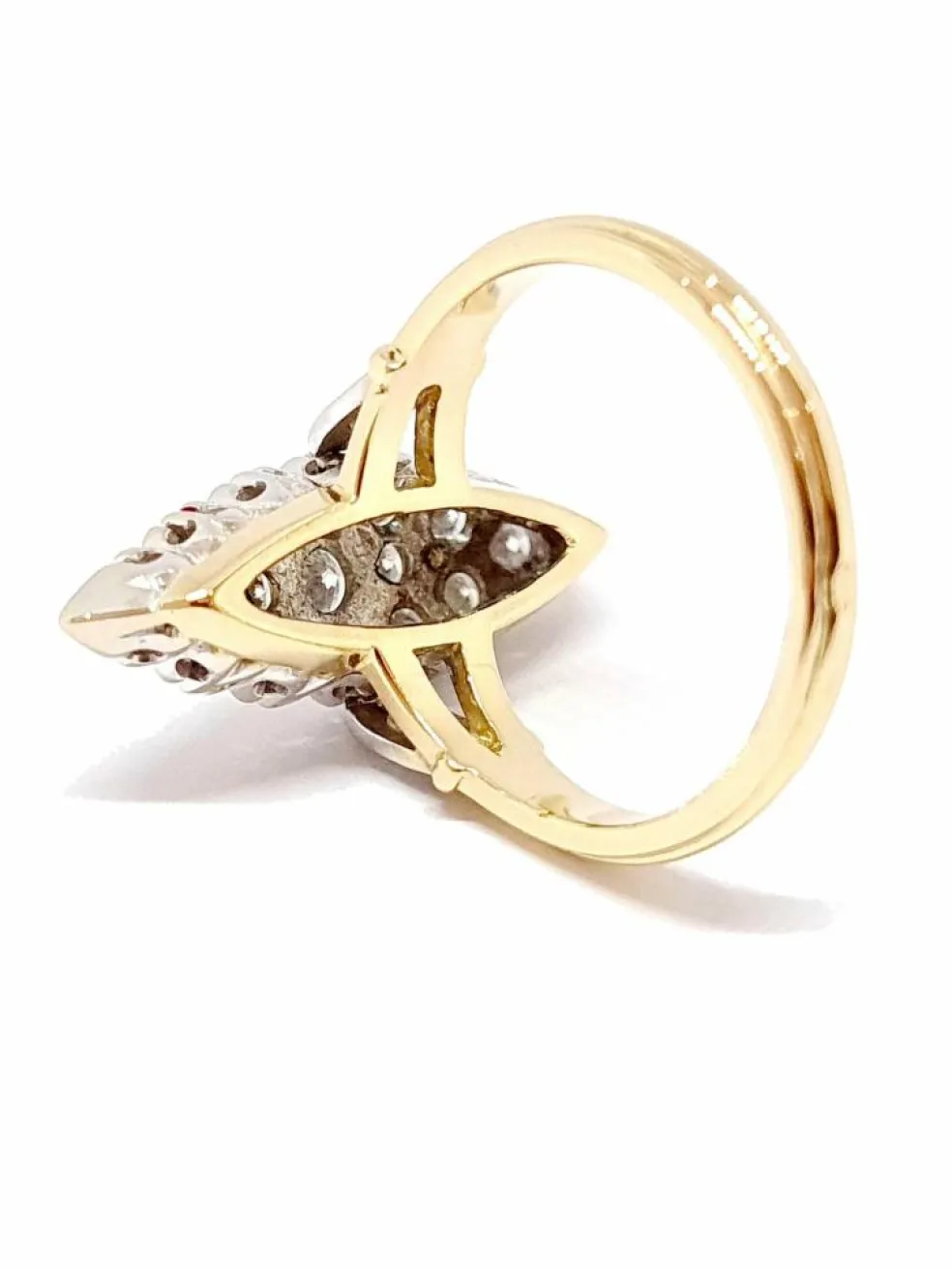 Bague marquise deux ors, diamants
